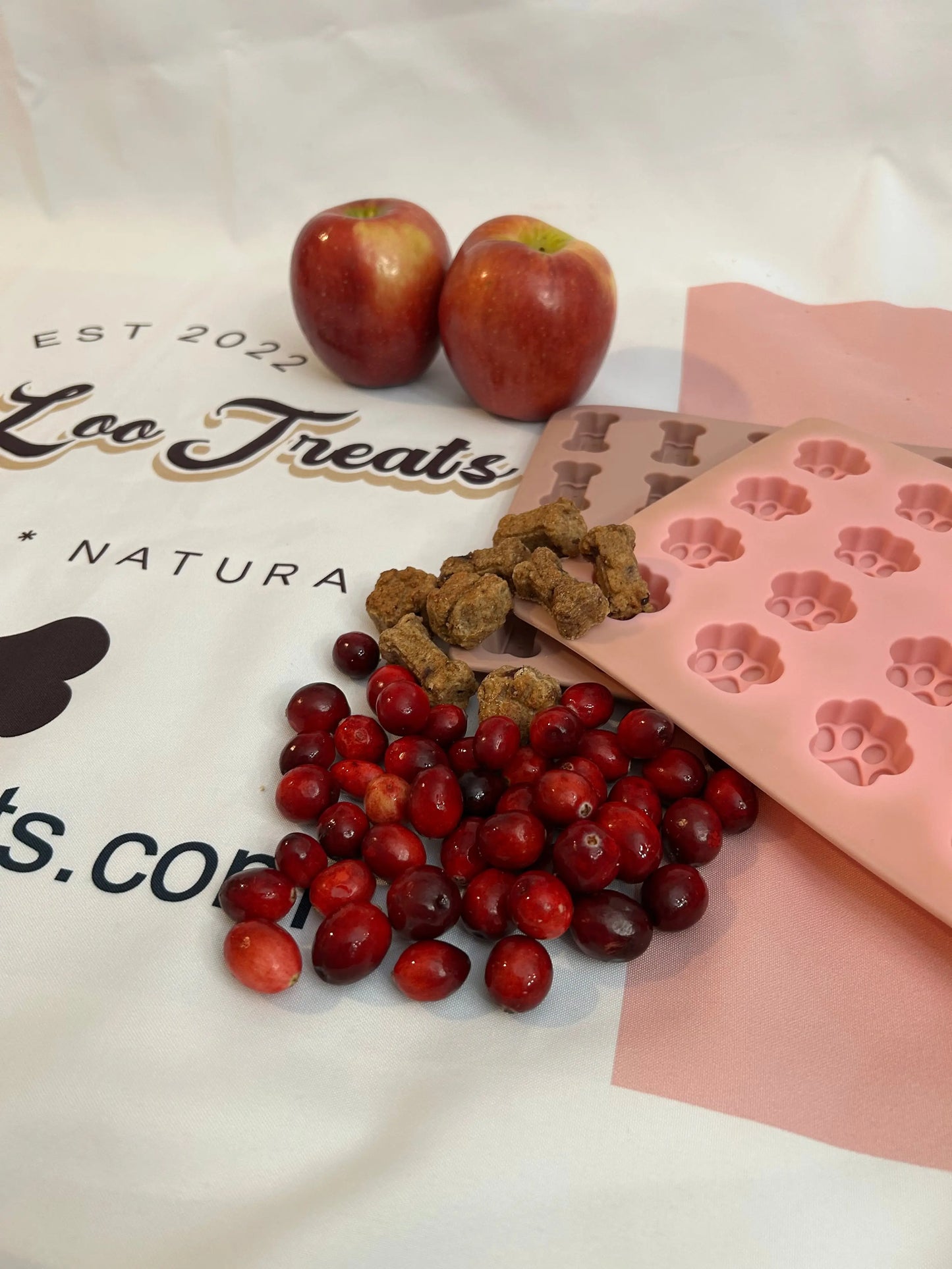 Lucy Loo Treats - Apple & Cranberry Dog Treats Lucy Loo Treats